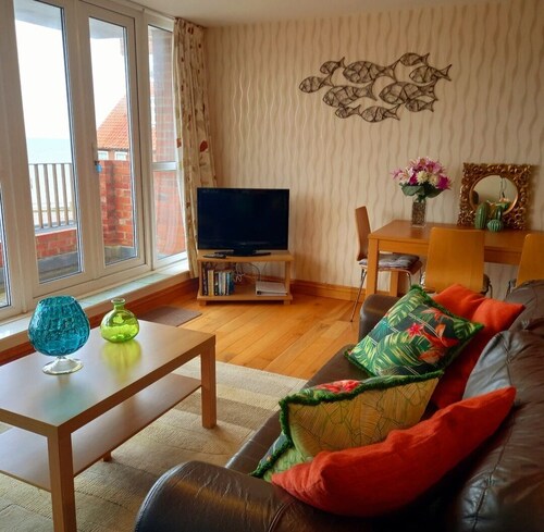 With amazing panoramic views, this is the perfect choice for a seaside holiday.