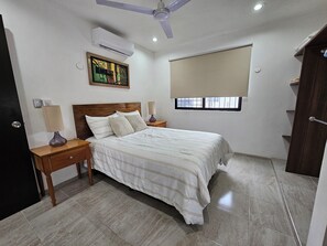 2 عدّة غرف نوم ومكتب ومكواة/لوح كي وواي فاي