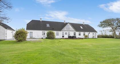 4 bedroom gorgeous home in Vestervig