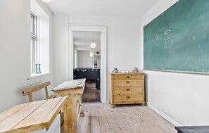 Interior - 4 bedroom gorgeous home in Vestervig (Vestervig)