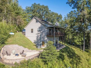 Exterior - Valley View - Hot Tub - Fire Pit (Blairsville)