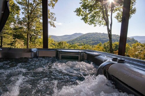 Valley View - Hot Tub - Fire Pit