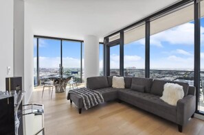 Living area - Luxury High Rise in DTLA (Downey)