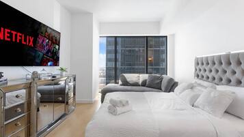 2 bedrooms, iron/ironing board, WiFi, bed sheets