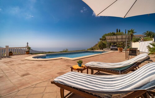 1 bedroom gorgeous home in Arenas