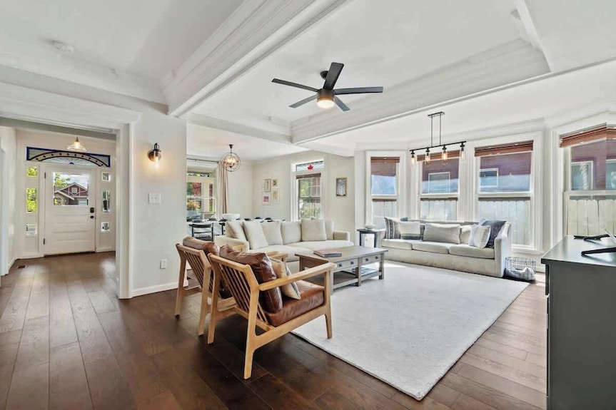 6br Midtown Escape | Perfect For Groups, Sleeps 12 - 리노