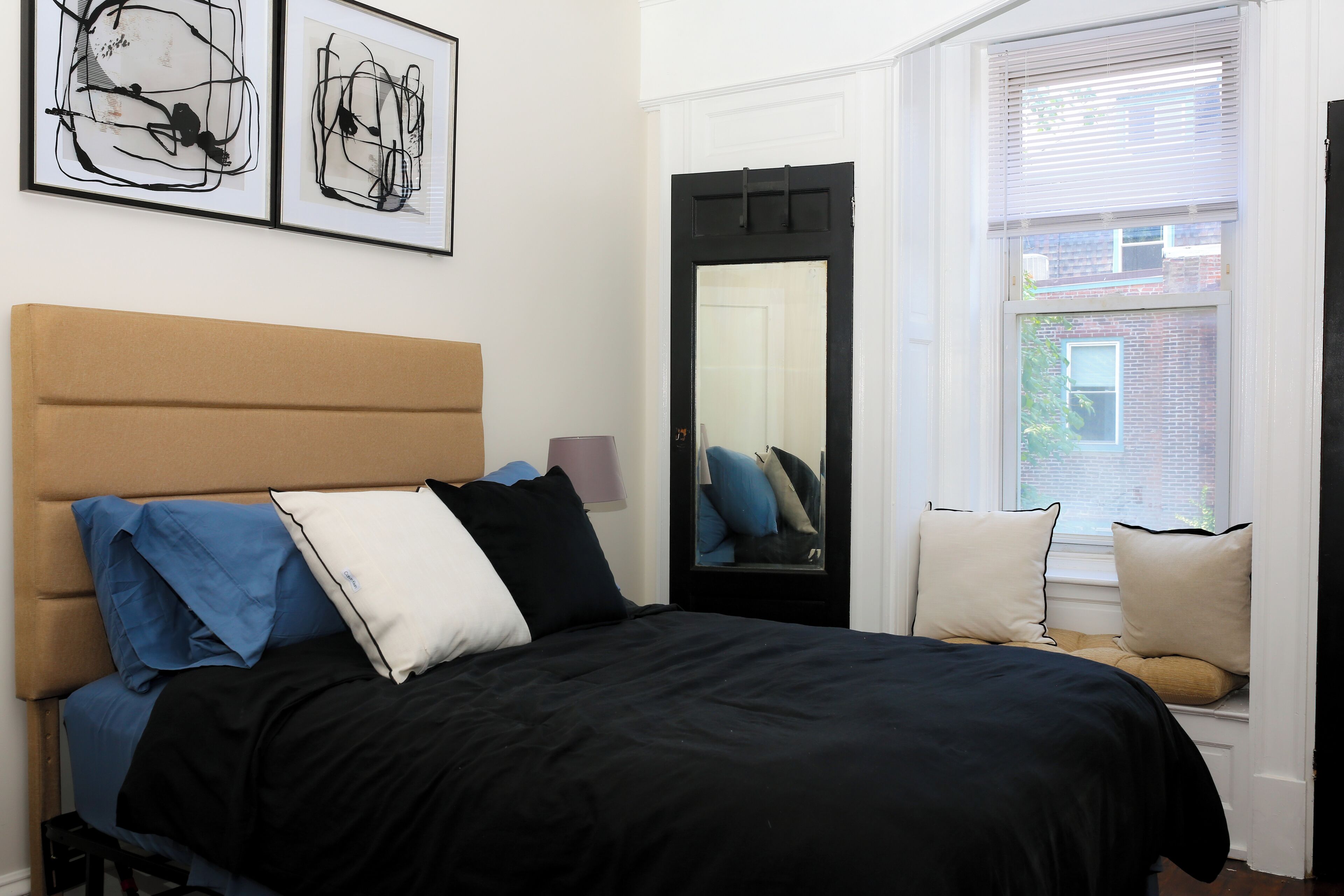 3 bedrooms, desk, iron/ironing board, WiFi