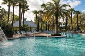 Pool - Fantastic condo in Orlando; fully equipped kitchen, washer/dryer, WiFi (Orlando)