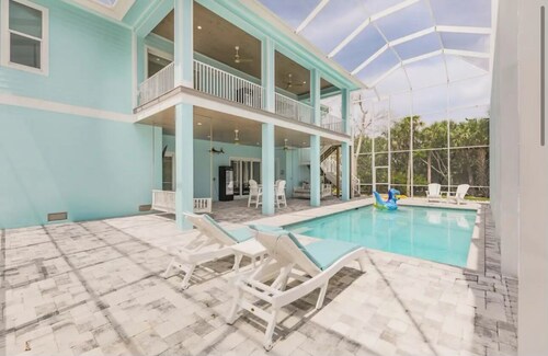 Charming 3-bedroom house in Sanibel with AC and WiFi a short walk to the beach