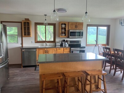 Charming 3-bedroom fully renovated house in peaceful country setting