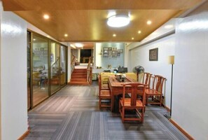 Dining - Xiamen Yuqiao Villa (International Convention and Exhibition Center Huandao Road Branch) (Xiamen)