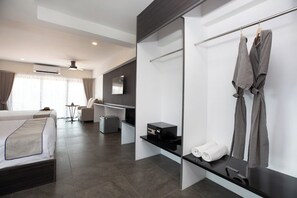 프리미엄룸, 침실 2개 | 객실 내 금고, 무료 WiFi, 침대 시트