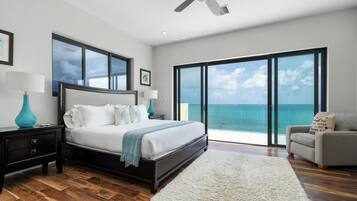 3 bedrooms, in-room safe, desk, iron/ironing board