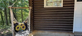 Charming log cabin on a quiet back road to get away from it all and enjoy nature
