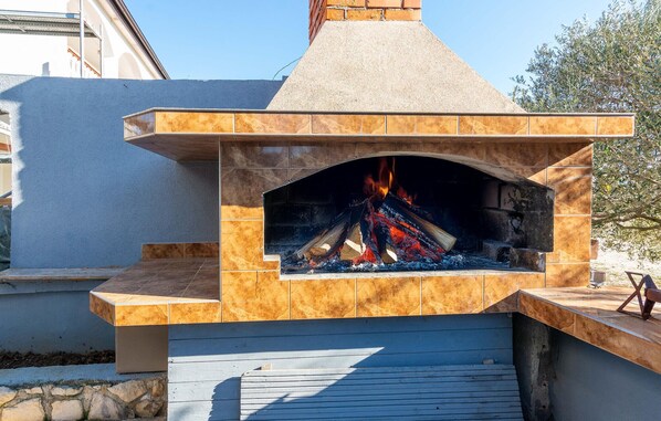 Property grounds - Nice apartment in Vir with WiFi (Vir)