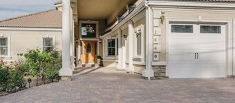 Spacious Upscale Home in Central Reno