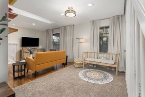 Smart TV, tenis de mesa y libros