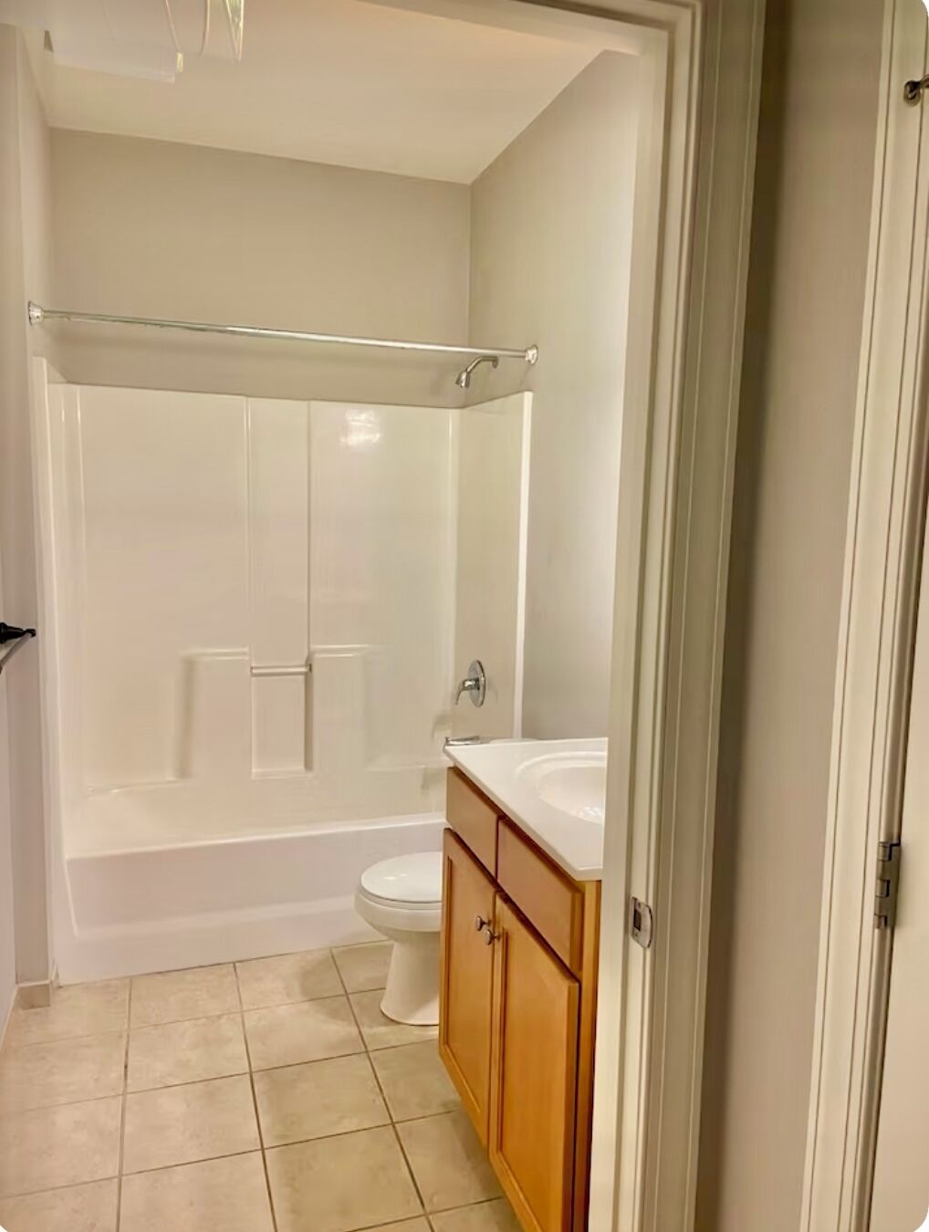 吹风机、毛巾、肥皂、洗发水