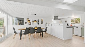 Uklassifisert bilde, 2 av 23, knapp
