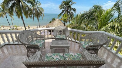 Beautiful, cozy and spacious house in Playa Blanca, San Antero, Cordoba Colombia