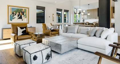 Painted Rock Vistas - Luxury Olympic Valley Home with 4 Suites, Media Room, and Fire Pit