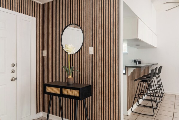 Interior - Charming 2-bedroom house with AC and WiFi in Austin (Austin)