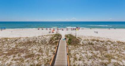Penthouse Beachfront Condo | Seasonally Heated Beachside Pool | My Beach Getaways
