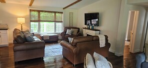 TV connectée, cheminée