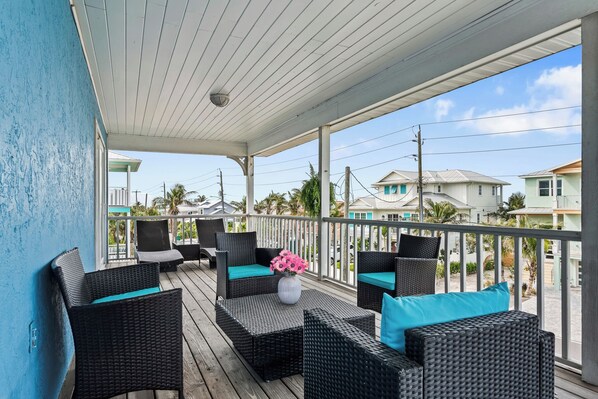 Property grounds - Anna Maria Island of Palms - HotTub,Pool,Poker,Games and more (ANNA MARIA)