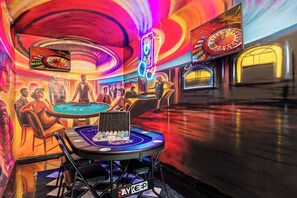 Game room - Anna Maria Island of Palms - HotTub,Pool,Poker,Games and more (ANNA MARIA)