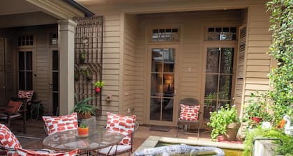 Engine 24 Firehouse Bed & Breakfast