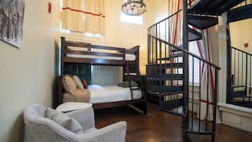 1 chambre, fer et planche à repasser, Wi-Fi, draps fournis