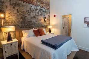 1 bedroom, Internet