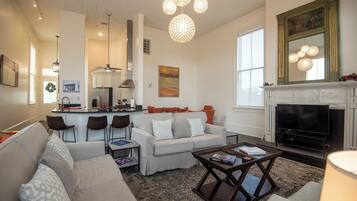 TV, music library, stereo