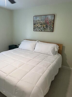 2 bedrooms, iron/ironing board, free WiFi, bed sheets