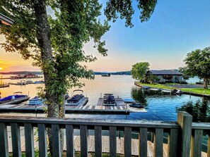 Marina - Farr Shores Sunset Bliss (Hot Springs)