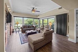 スマートテレビ、書庫