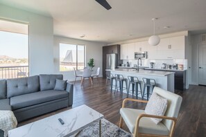 Superior Apartment, 2 Bedrooms, Non Smoking, Kitchen | Living area | 55-inch Smart TV with digital channels - ROVE LIVING/KB - Trovita Rio (Tempe)