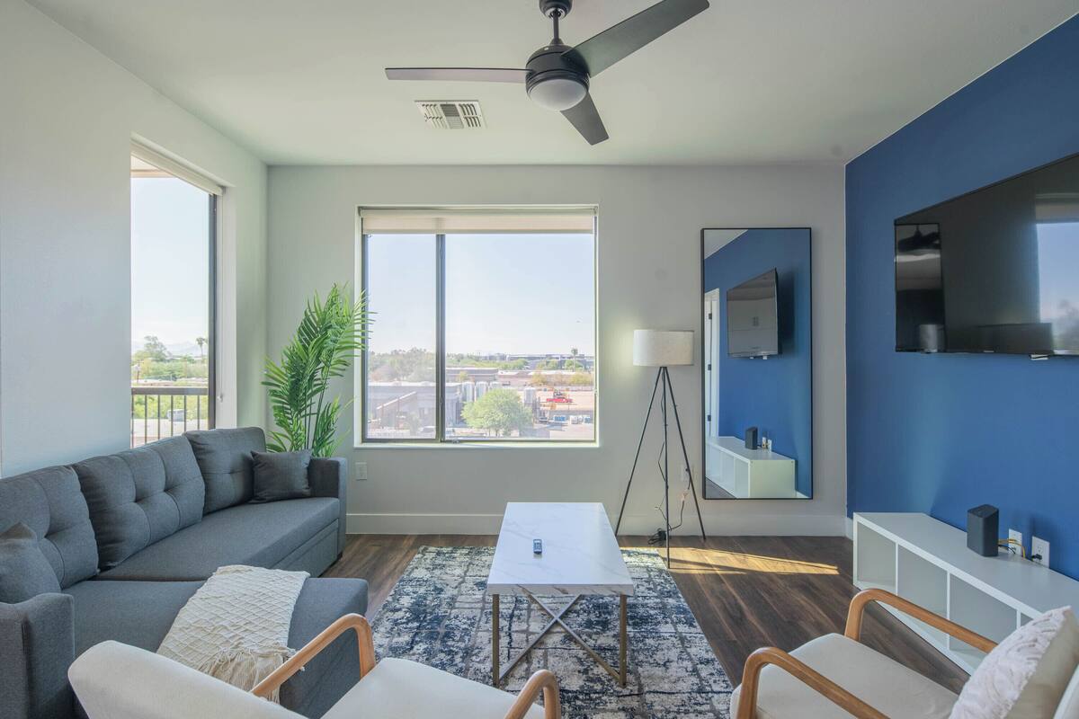 Superior Apartment, 2 Bedrooms, Non Smoking, Pets Allowed | Living area | 55-inch Smart TV with digital channels