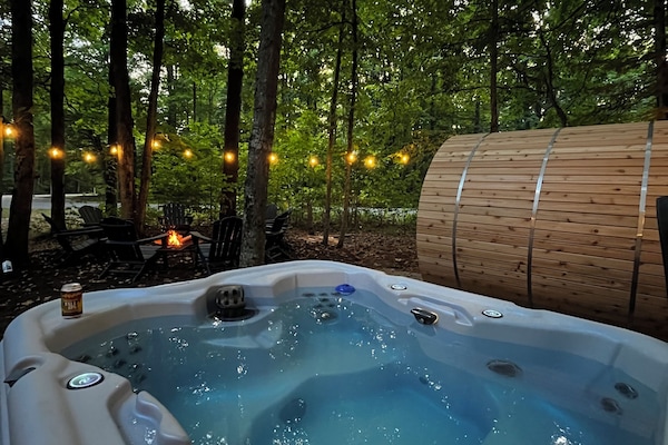 Bain à remous extérieur