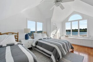 5 bedrooms, WiFi, bed sheets