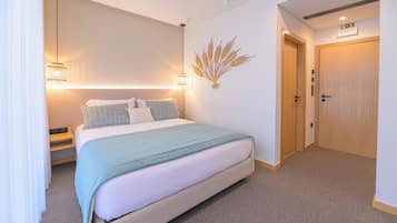 Deluxe Double Room, Courtyard View