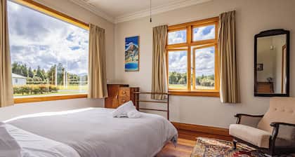 MJ's Retreat, Stunning Tongariro crossing accommodation.
Private and secure.
