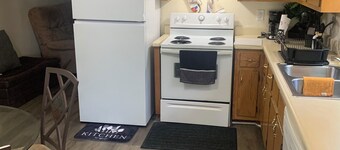 Cozy three bedroom fully furnish house
