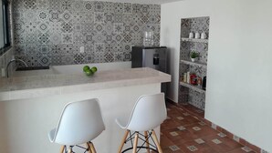 Unclassified image, 2 of 23, button - Contemporary Home & Tiny Home w/pool.  15-minute walk to Merida, Centro (Mérida)