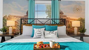 3 bedrooms, iron/ironing board, travel crib, free WiFi