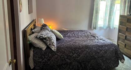 3-bedroom house in wonderful Glasgow with AC, WiFi two blocks from Event Center.