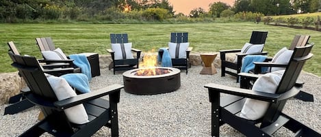 المنطقة المحيطة بالمنشأة