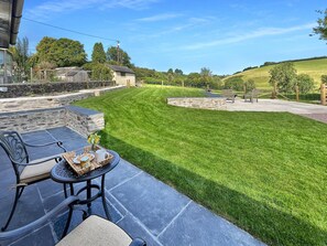 Outdoor dining - The Chapel, Brompton Regis (Dulverton)