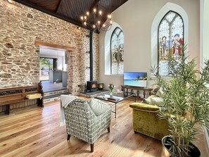 Interior - The Chapel, Brompton Regis (Dulverton)